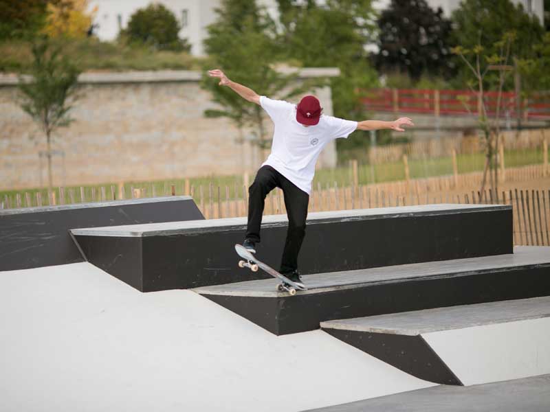 Skatepark_beton_skateur_blandan